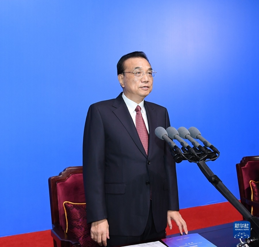 9月27日晚，中華人民共和國(guó)第十四屆運(yùn)動(dòng)會(huì)在陜西西安閉幕。中共中央政治局常委、國(guó)務(wù)院總理李克強(qiáng)出席閉幕式并宣布運(yùn)動(dòng)會(huì)閉幕。新華社記者 申宏 攝