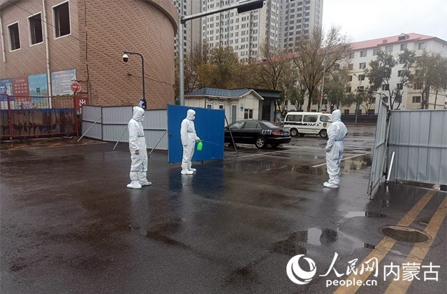 東瓦窯市場有序恢復開放。賽罕區(qū)融媒體中心供圖