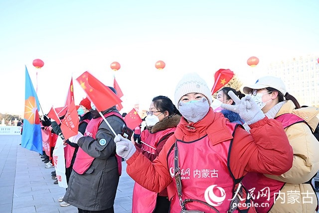 2022年呼和浩特市第七屆徒步迎新活動現(xiàn)場。人民網(wǎng) 劉藝琳攝