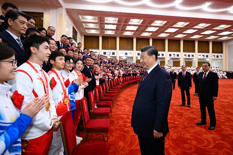 2022年4月8日，習近平總書記會見北京冬奧會、冬殘奧會突出貢獻集體代表、突出貢獻個人和中國體育代表團成員。