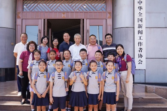 文縣東壩童聲合唱團(tuán)的孩子們?cè)谥袊?guó)記協(xié)。