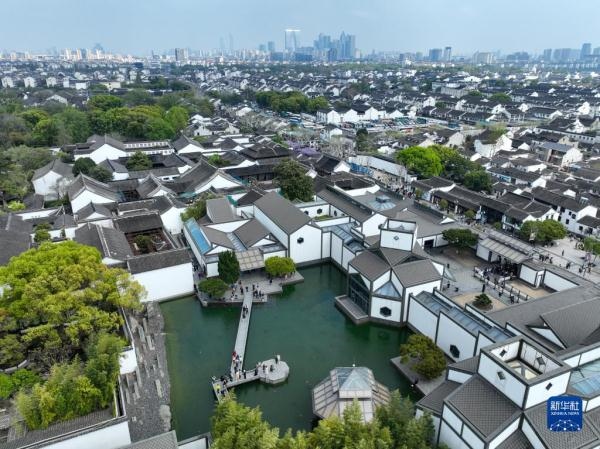 鏡觀(guān)中國(guó)丨雙面“繡”姑蘇