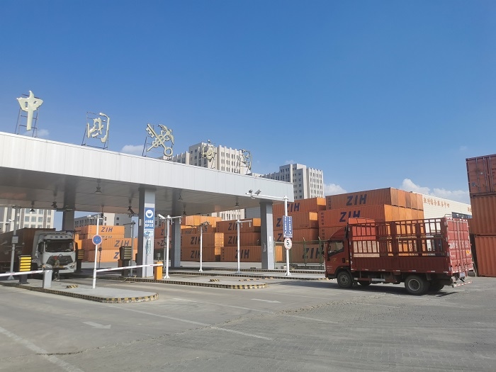 鄭州國際陸港海關(guān)監(jiān)管場所。鄭州車站海關(guān)供圖
