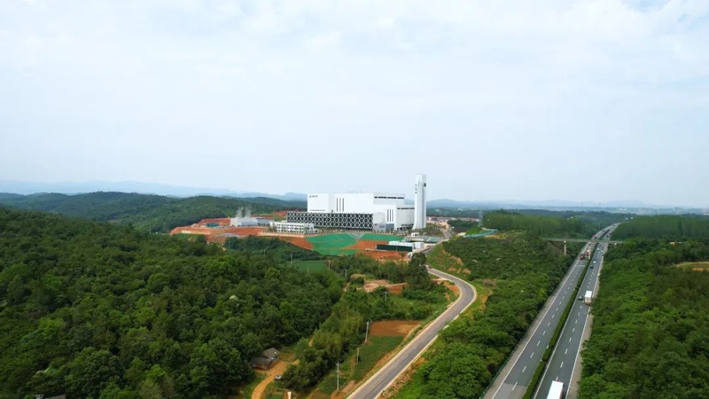 湖北省宜昌市生活垃圾發(fā)電特許經(jīng)營(yíng)項(xiàng)目。陳臣攝