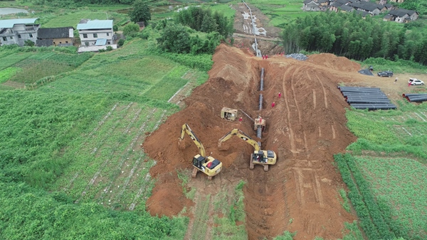 潛江—韶關輸氣管道廣西支干線建設現場。唐瑋峰攝