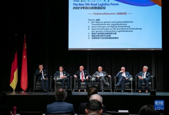 9月21日，中德兩國嘉賓參加在德國杜伊斯堡舉辦的2023新絲路物流論壇。新華社記者 張帆 攝