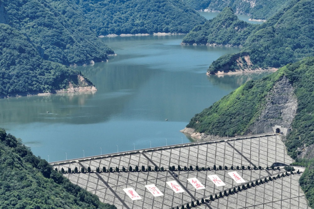 這是黑河金盆水庫（2023年7月16日攝，無人機(jī)照片）。新華社記者 邵瑞 攝