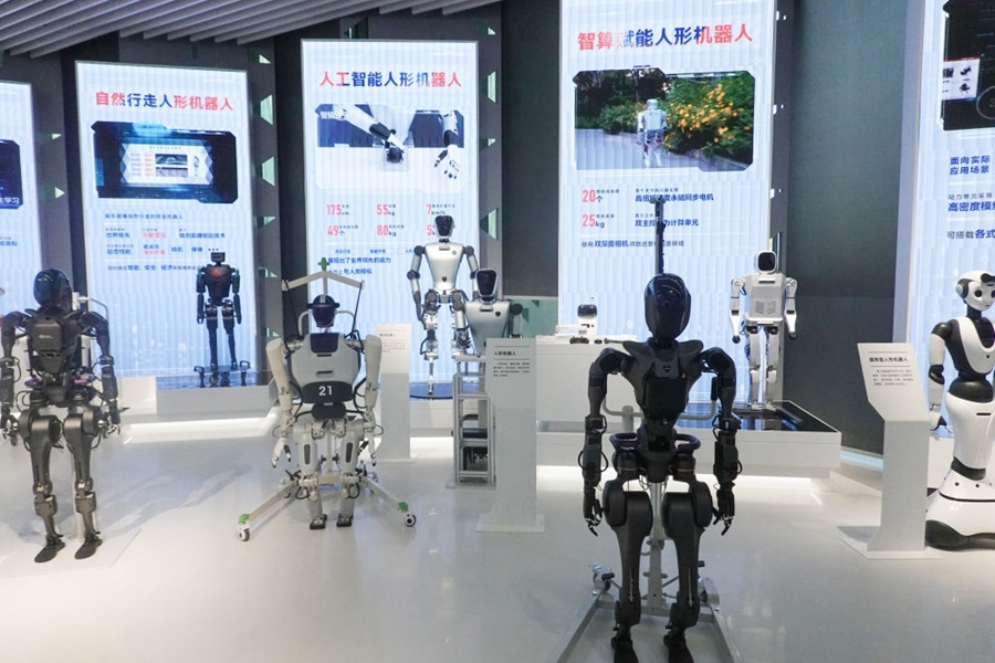 上?？萍紕?chuàng)新成果展（2023年11月28日攝）。