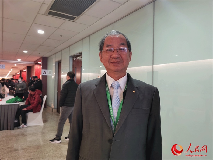 2.馬來西亞漢文化中心主席吳恒燦在北京出席世界中文大會。人民網(wǎng) 楊春燕攝