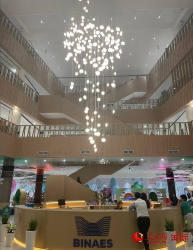圖為中國援助薩爾瓦多國家圖書館內(nèi)景。 人民網(wǎng)記者 彭敏攝