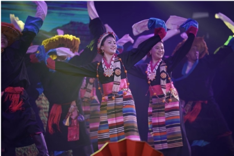 圖為2024“歡樂春節(jié)”中泰互致新春賀辭活動現(xiàn)場。 中國駐泰國大使館文化處供圖