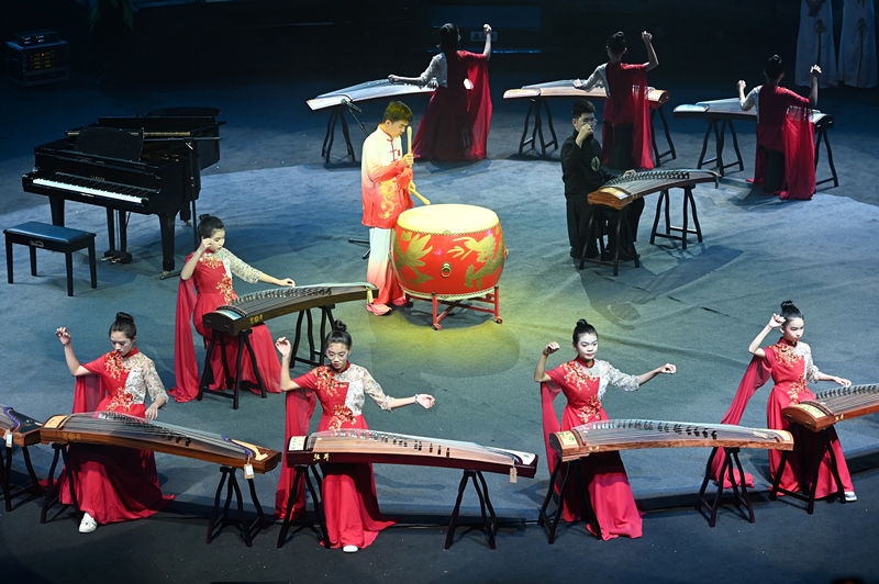 2024年1月21日，廣州，“第二屆粵港澳大灣區(qū)青少年音樂周”頒獎典禮在融創(chuàng)廣州大劇院舉行。