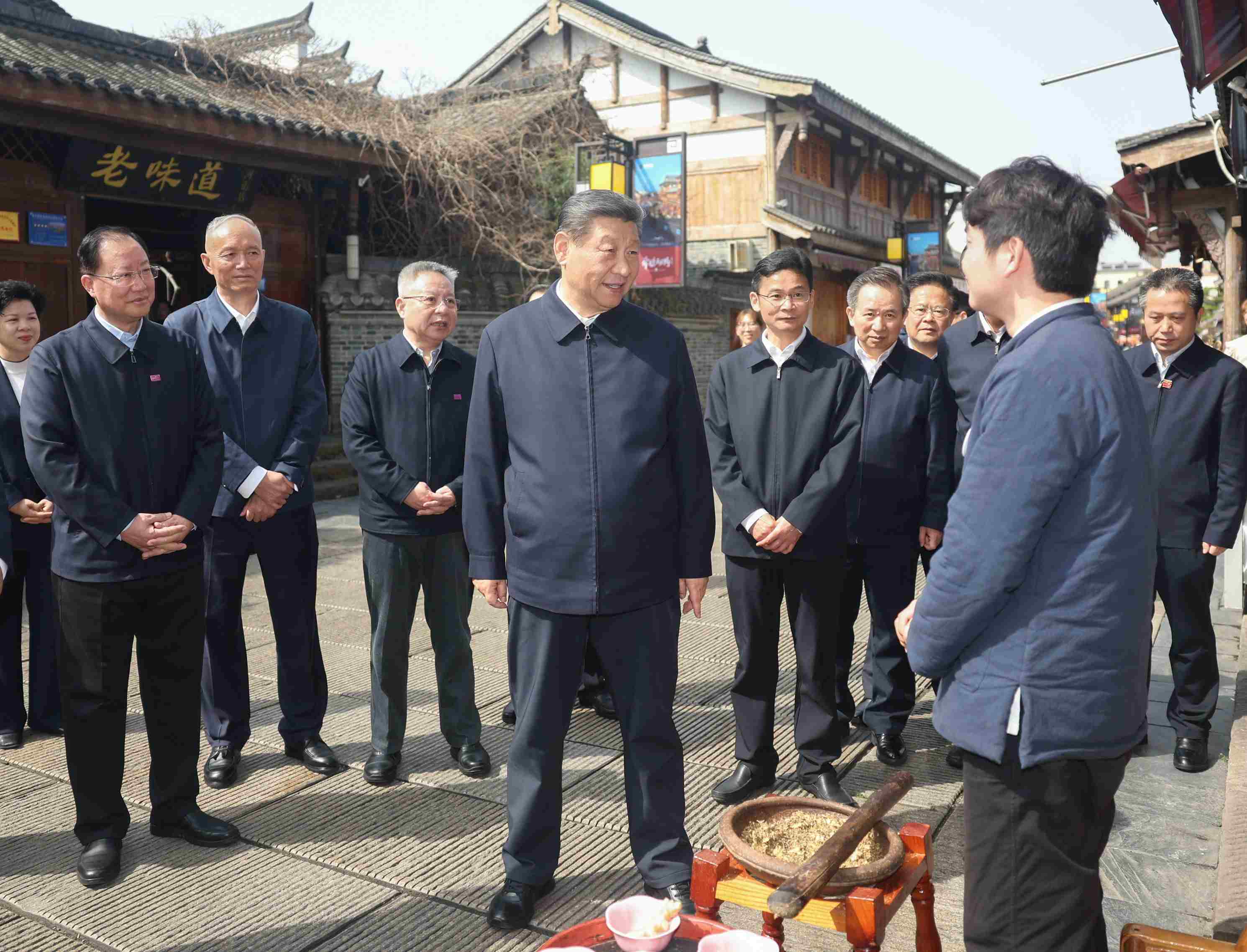 △ 2024年3月19日，習(xí)近平總書記在湖南常德河街考察。