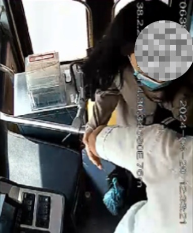 公交車上他一聲大吼！魏杰，好樣的！