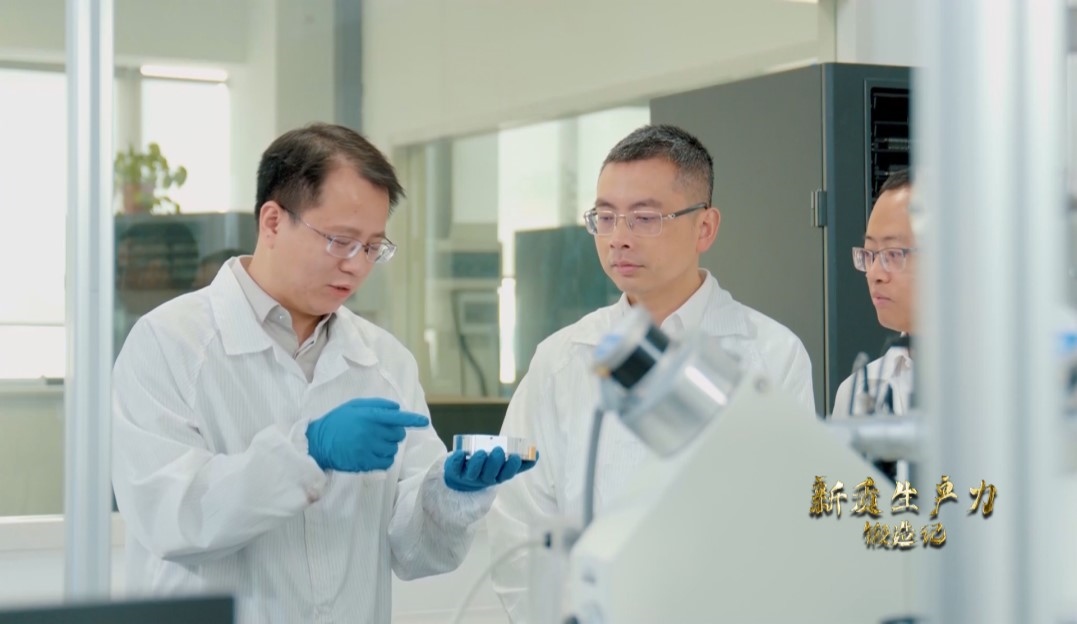 長沙巴斯夫杉杉電池材料研究院，正在進行電池材料研究。