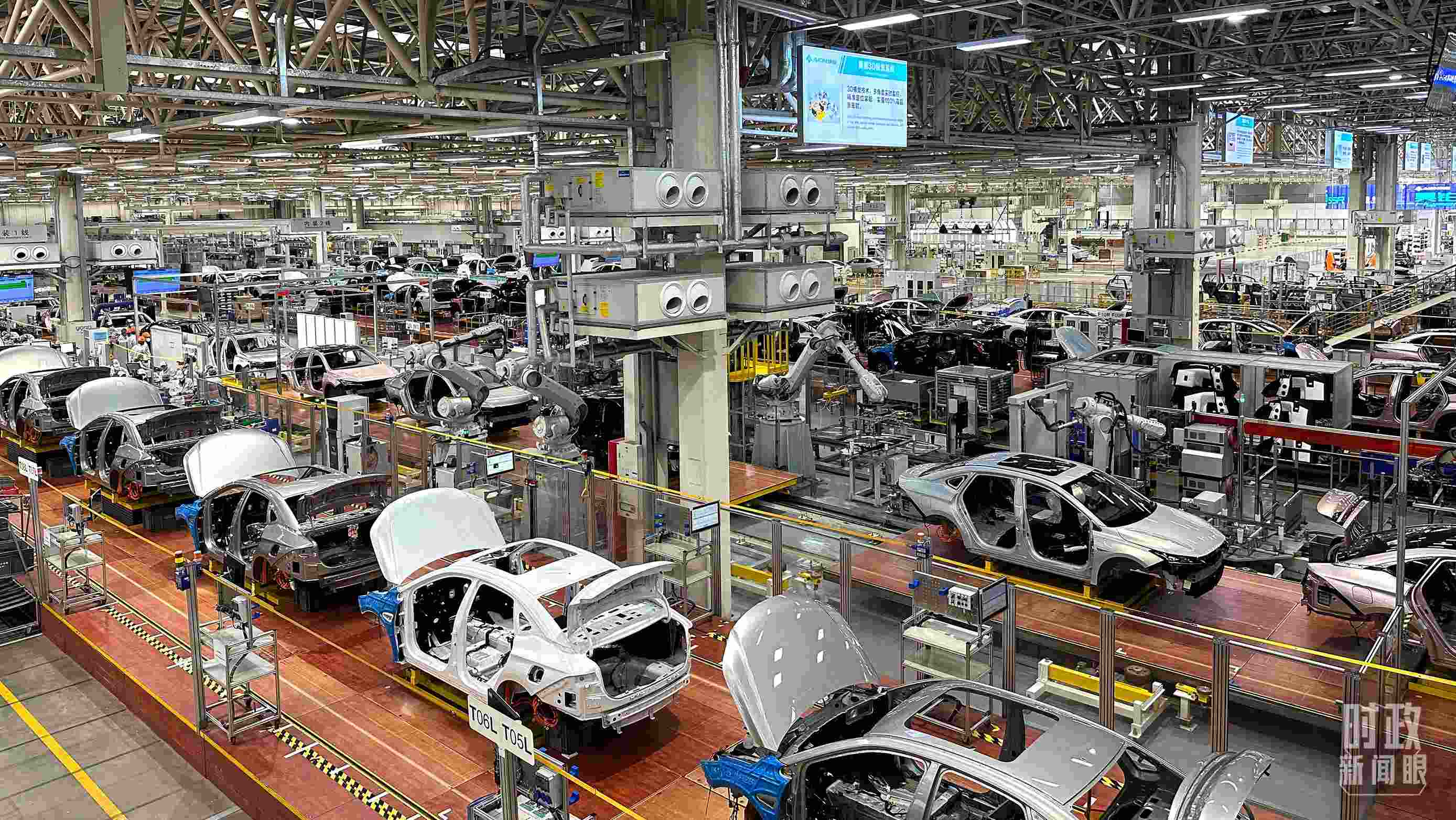 廣州廣汽埃安總裝車間智能生產(chǎn)線。2023年4月，習(xí)近平曾到這里考察。（總臺央視記者趙化拍攝）
