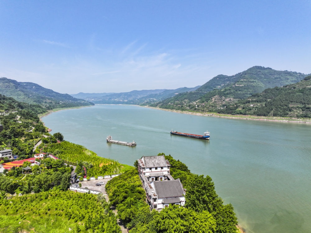 長江重慶萬州段景象（2024年5月15日攝，無人機照片）。新華社記者 王全超 攝