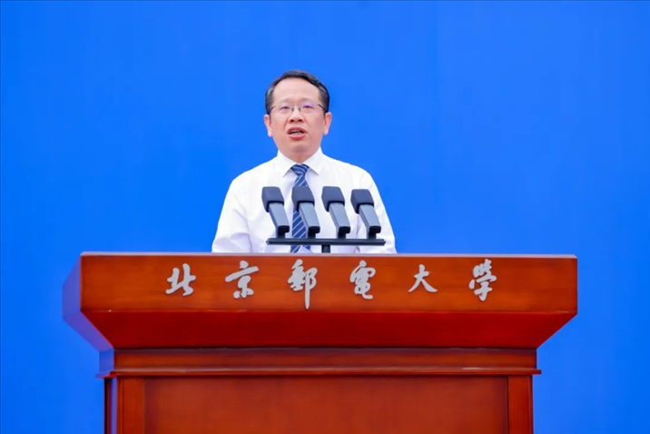 北京郵電大學(xué)校長(zhǎng)徐坤發(fā)表講話(huà)。校方供圖