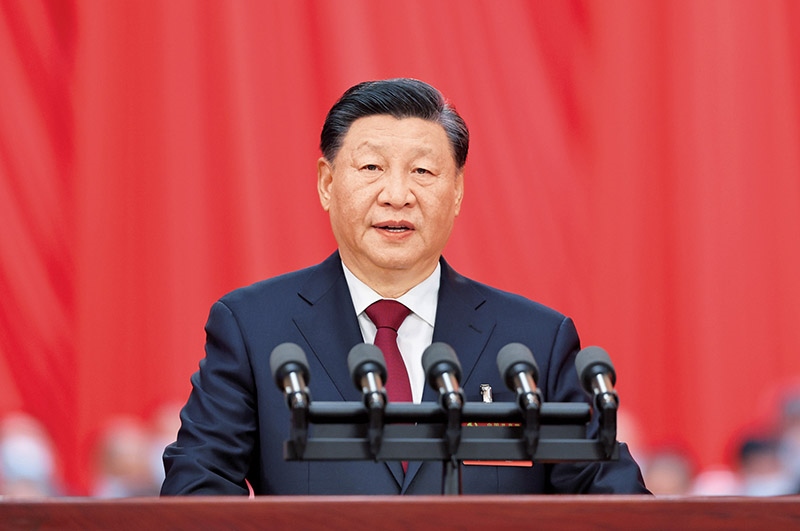 2022年10月16日，中國共產(chǎn)黨第二十次全國代表大會在北京人民大會堂開幕。習(xí)近平代表第十九屆中央委員會向大會作報告。 新華社記者 姚大偉/攝