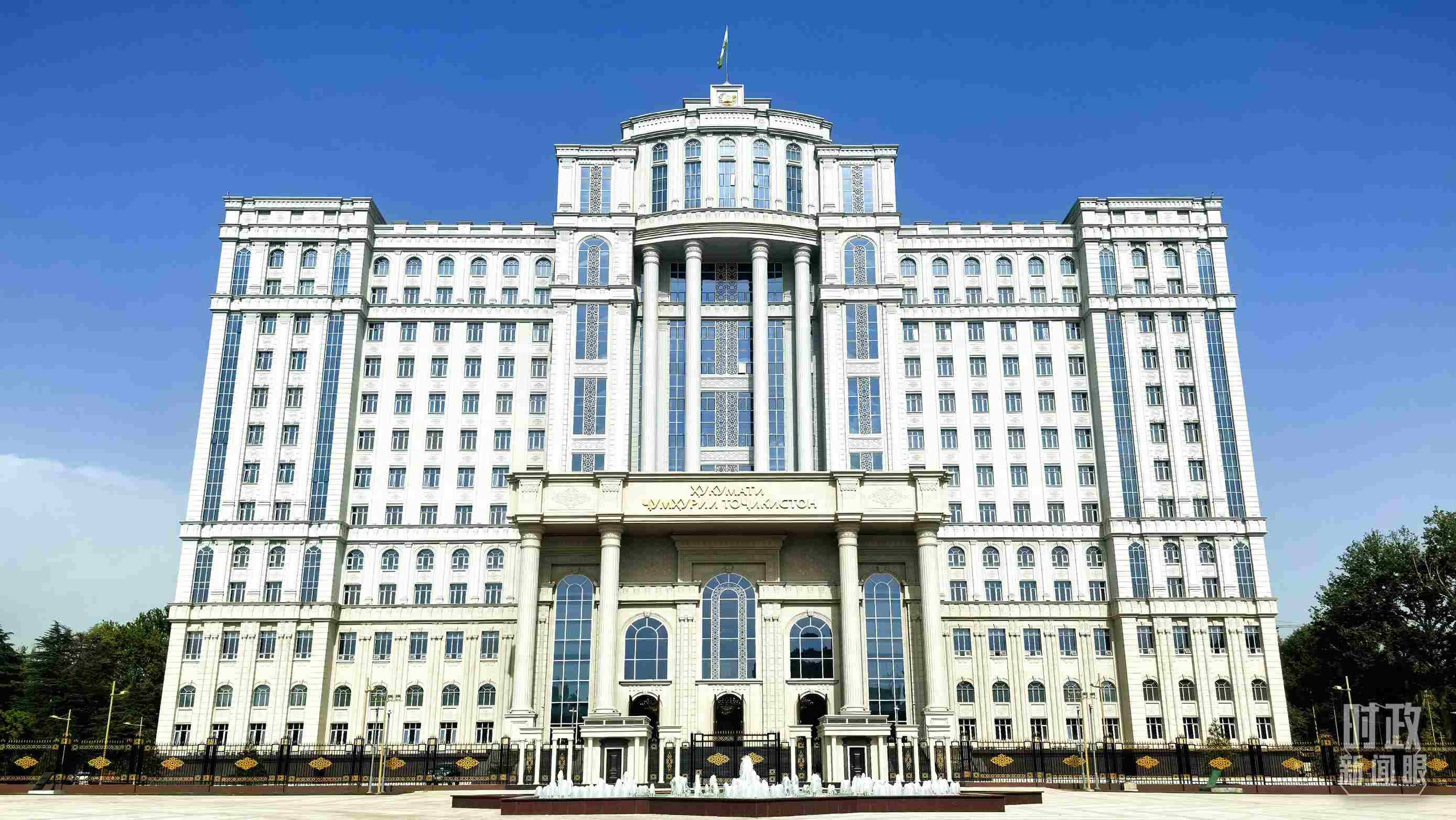 △中方援建塔政府大樓。（總臺央視記者鄂介甫拍攝）