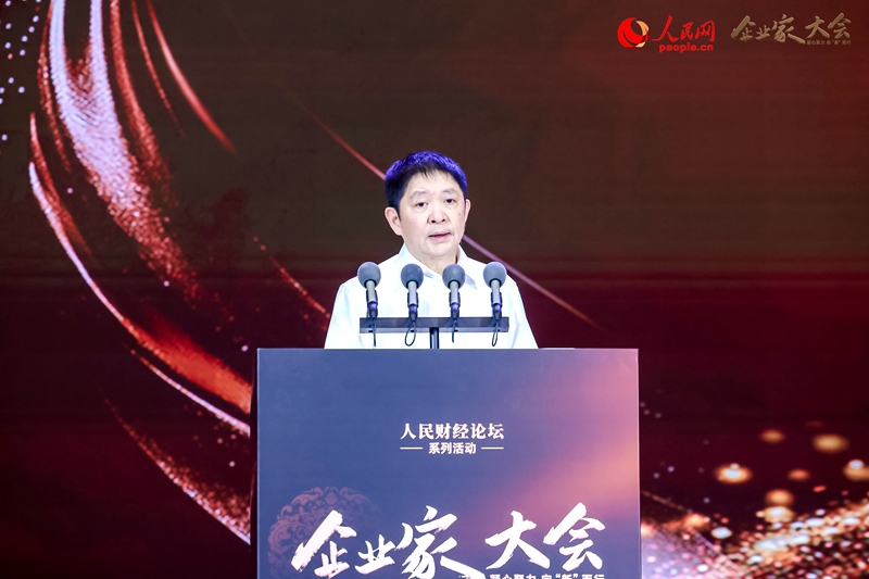 冠達(dá)控股集團(tuán)董事局主席彭建虎。人民網(wǎng)記者 孫博洋攝