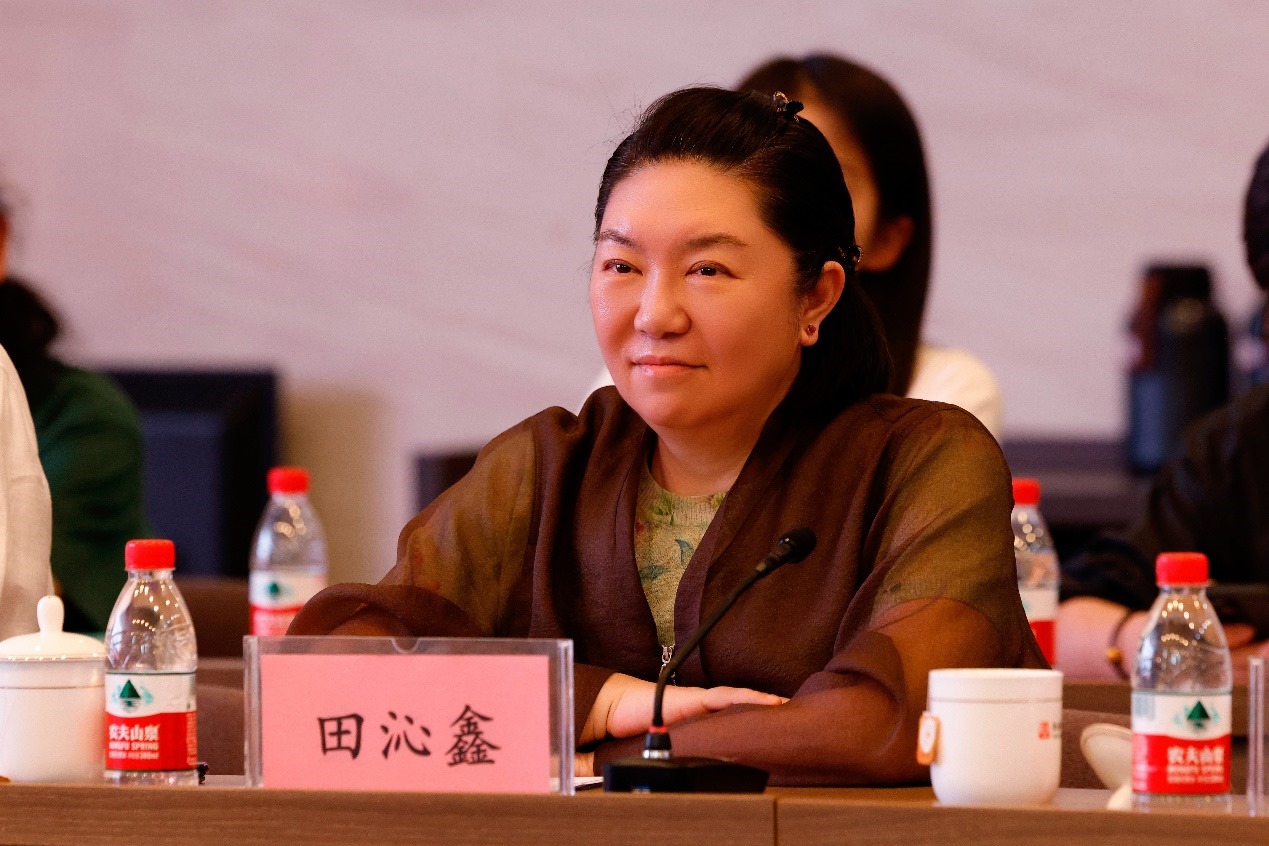 中國(guó)國(guó)家話劇院院長(zhǎng)田沁鑫。國(guó)話供圖