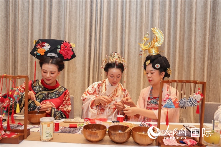 中國傳統(tǒng)文化展示。人民網(wǎng)記者任皓宇攝