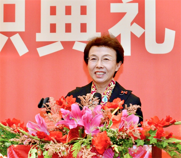 中國僑聯(lián)副主席程紅出席比利時浙江籍僑團聯(lián)盟第二屆主席團就職典禮并致辭。比利時浙江籍僑團聯(lián)盟供圖
