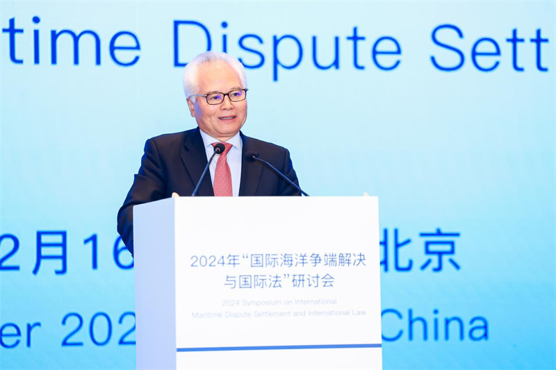 華陽海洋研究中心理事長、中國南海研究院學(xué)術(shù)委員會主席吳士存在開幕式致歡迎辭。華陽海洋研究中心供圖