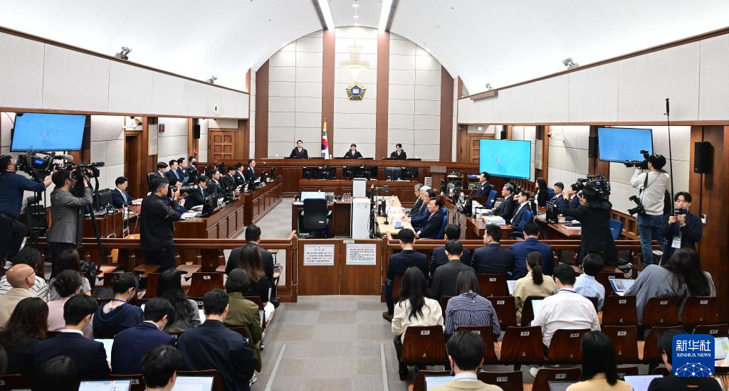 這是4月21日拍攝的韓國首爾中央地方法院庭審現場。新華社/紐西斯通訊社