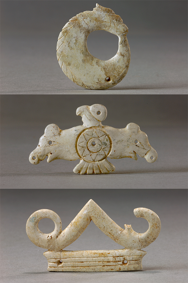 玉龍（上）、玉鷹（中）和玉冠飾（下）。國(guó)家文物局供圖