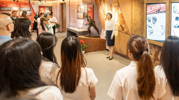 思政課現(xiàn)場。東華大學(xué)供圖