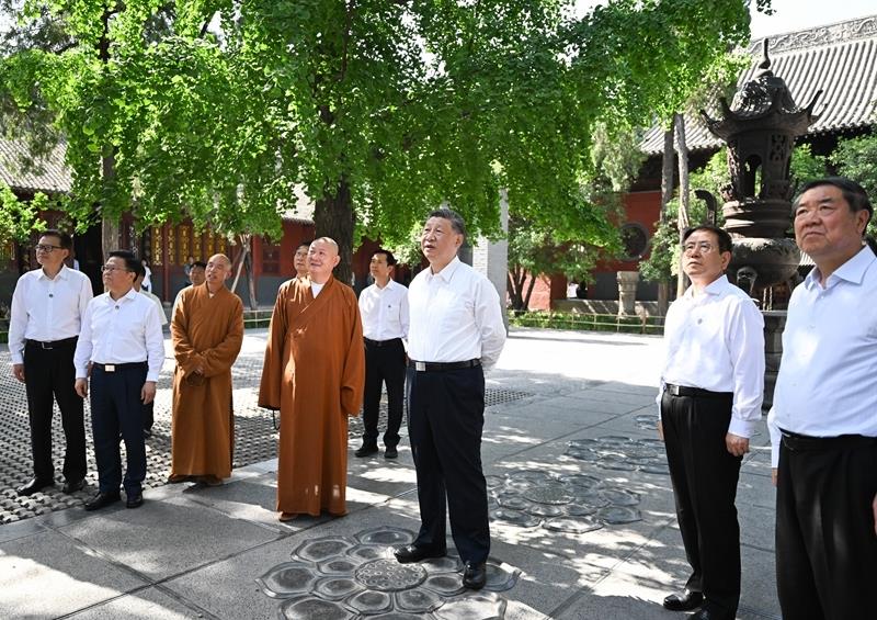 △2025年5月19日，習(xí)近平總書記在河南洛陽(yáng)白馬寺考察。